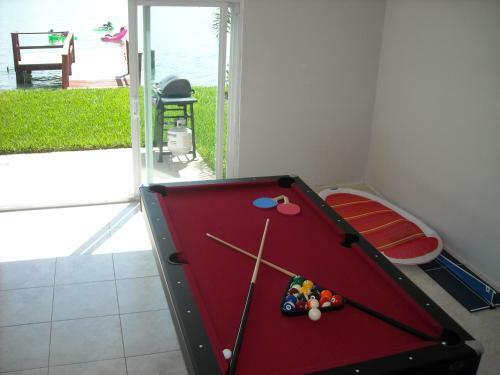 Beach And Bay Mediterraneantownhouse