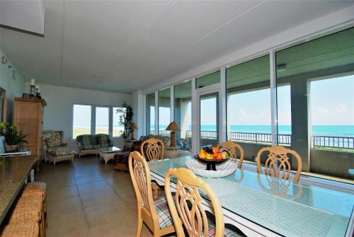 Apartamento Los Corales Condo Unit #201n