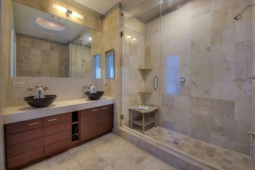 Exhale - 45 Central Square B-2 By Dune Vacation Rentals