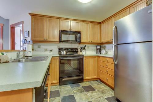 Eagle Springs East 302: Boxelder Suite