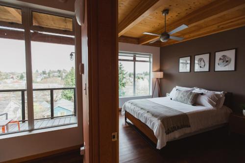 Modern Style Urban Getaway