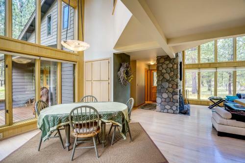 Black Butte Ranch: South Meadow Contemporary