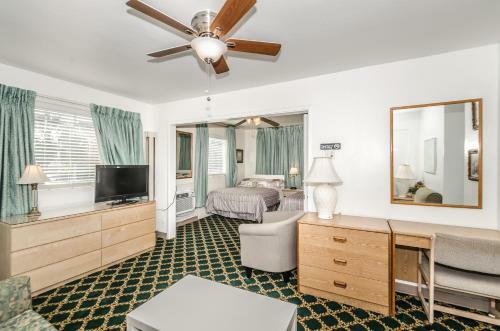 Mardi Gras Motel