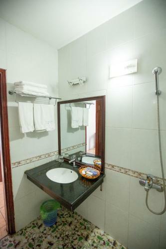 Thanh Lich Hotel