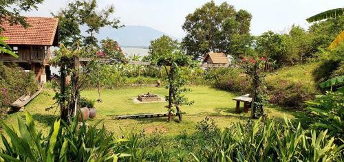 Hotel Lak Tented Camp