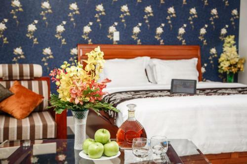 Long Bao Chau Hotel