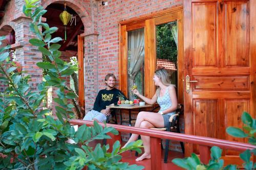 Ninh Binh Mountain Views Homestay