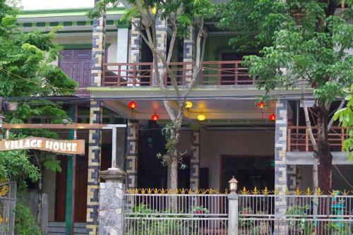 Albergue Village House