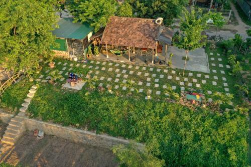 Albergue Village House