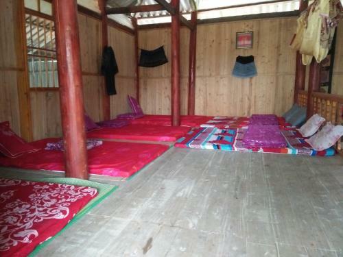 A De Homestay