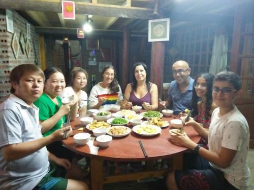 A De Homestay