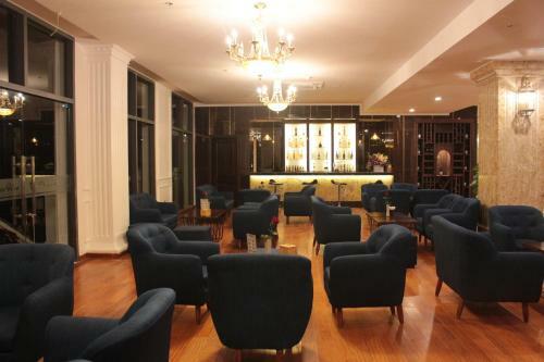 Phoenix Hotel