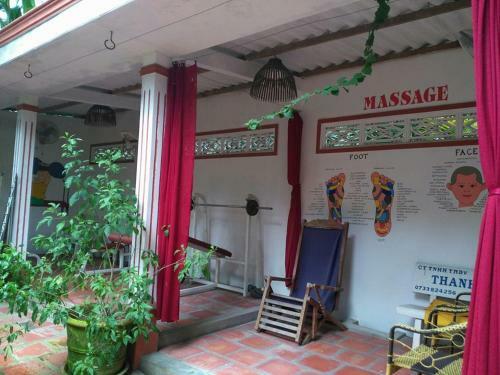 Hostal Happy Family Guesthouse