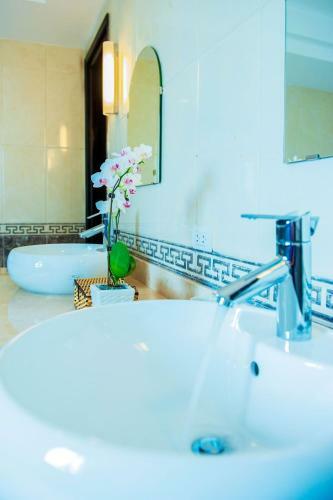 Bai Dinh Hotel