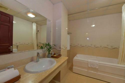 Tan Binh Hotel