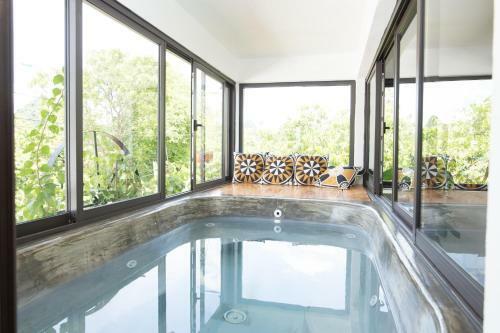 Victory Road Villas