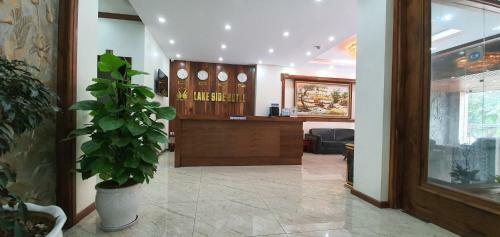 Lake Side Hotel