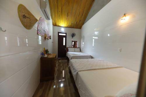 Hostal Song Que Homestay