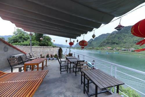 Hostal Song Que Homestay