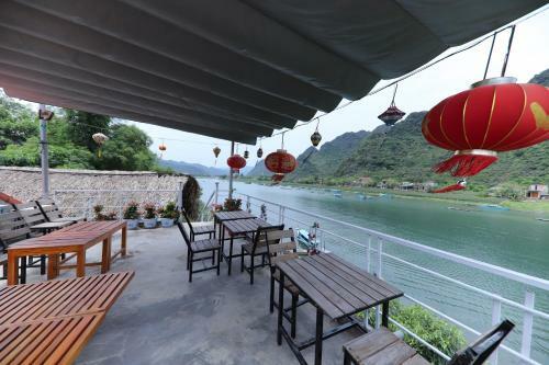 Hostal Song Que Homestay