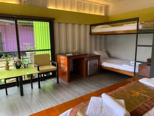 Lodge Phong Nha Eco Mountain Farmstay
