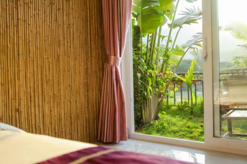 Mai Chau Sunset Boutique Hotel