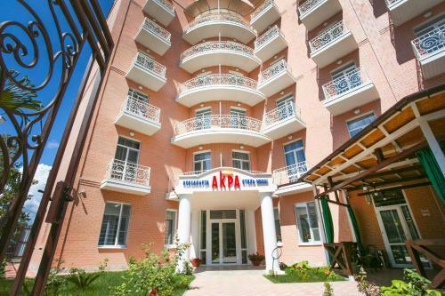 Hotel Acra
