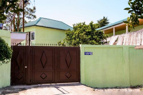 Hostal Guest House Zhemchuzhina