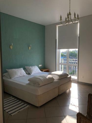 Hotel Heliopark Gora Bagrata