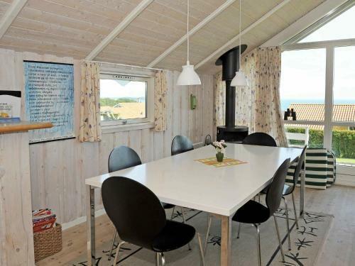Three-bedroom Holiday Home In Sj�lund 2