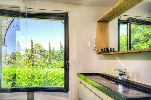 Villa Hilltop Hideaway
