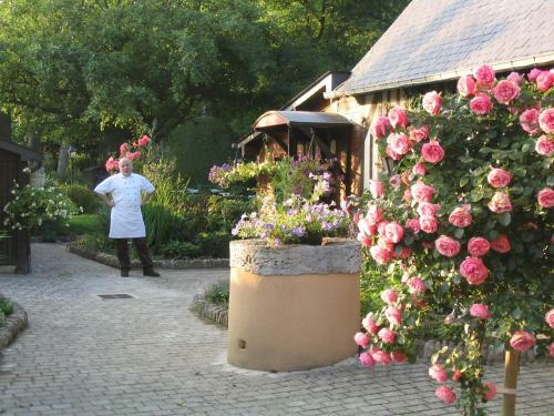 Posada Auberge Du Val Au Cesne