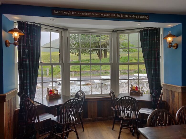 Posada Cluanie Inn