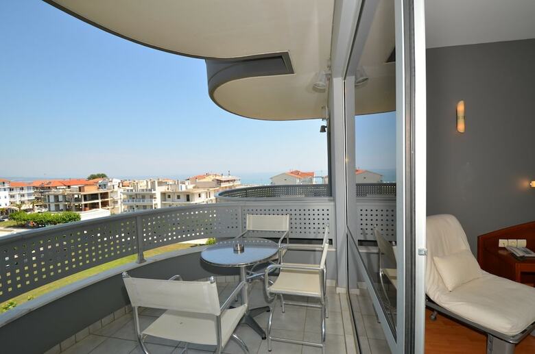 Hotel Evilion Sea And Sun