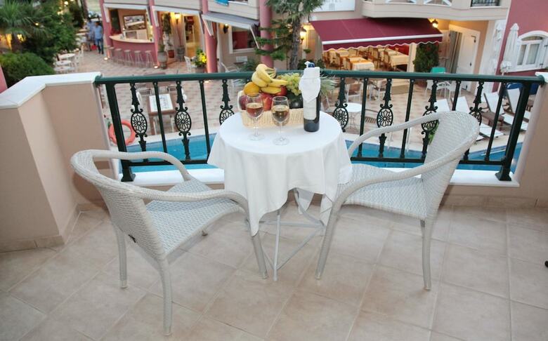 Hotel Evilion Sea And Sun