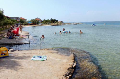 Hostal Triple Room Mrljane 327a