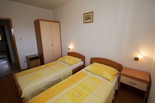 Hostal Apartments Elia