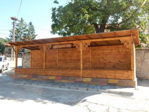 Hostal Postakocsi Fogad� Kisgy?r