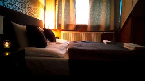 Hostal Cs�sz�rkert Vend�gh�z