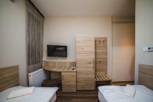 Szt�r Motel �tterem