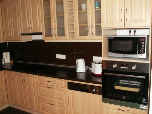 Chester Gozsdu Apartment
