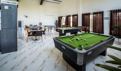Hotel Sorina Hillside Resort