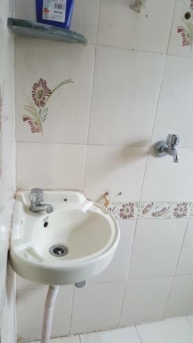 Hostal Badami Cottage