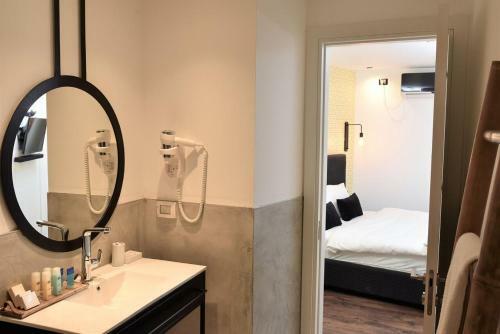 Adva Boutique Hotel