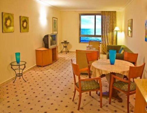 Apartment By The Sea Haifa