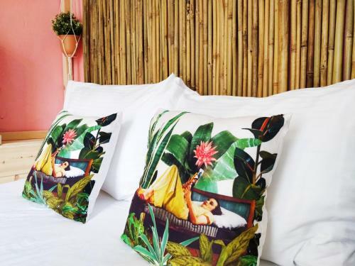 Hostal 1000nights Guest House - Near The Beach
