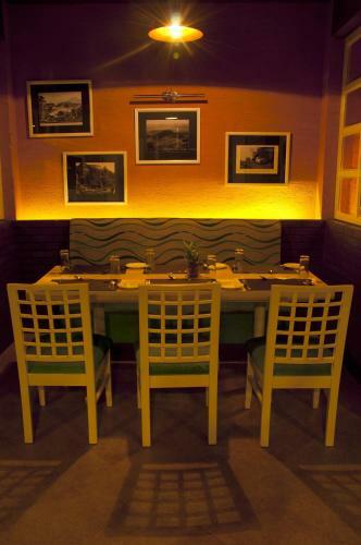Hotel Tgi Star Holidays - Yercaud