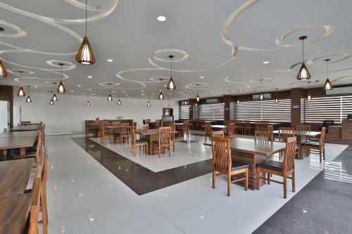 Capital O 38140 Hotel Sukun