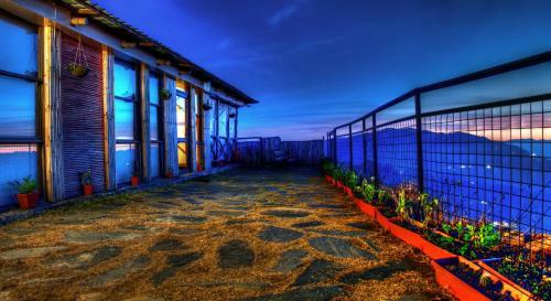 Hotel Aamod At Shoghi