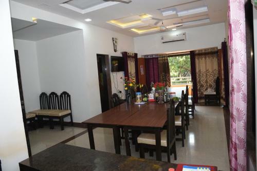 Lodge Shree Ramkrishna Anandvan